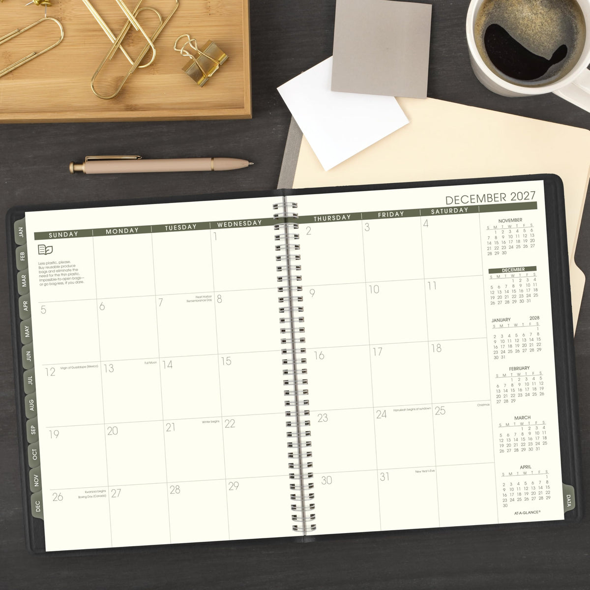 AT-A-GLANCE Planner 70950G05, 8.25" x 11" – view 3