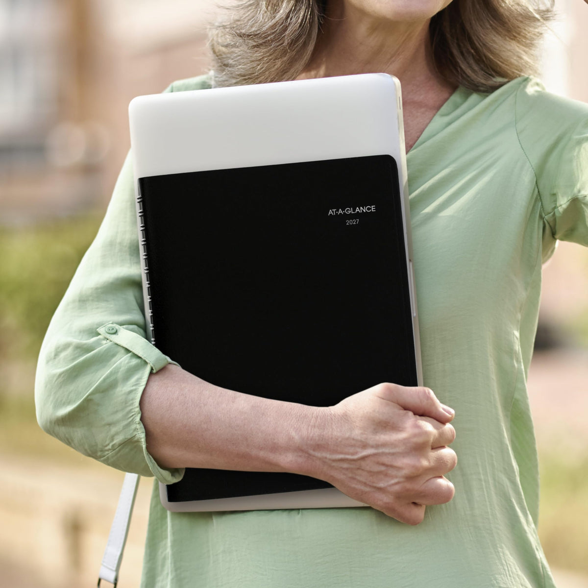 AT-A-GLANCE Planner G56000, 8" x 11" – view 3