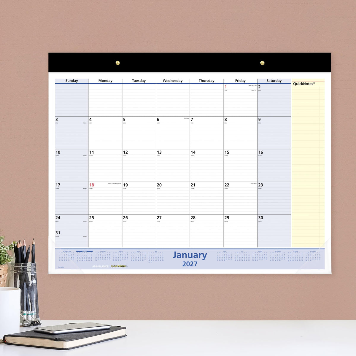 AT-A-GLANCE Calendar SK70000, 21.75"W x 17"H – view 4
