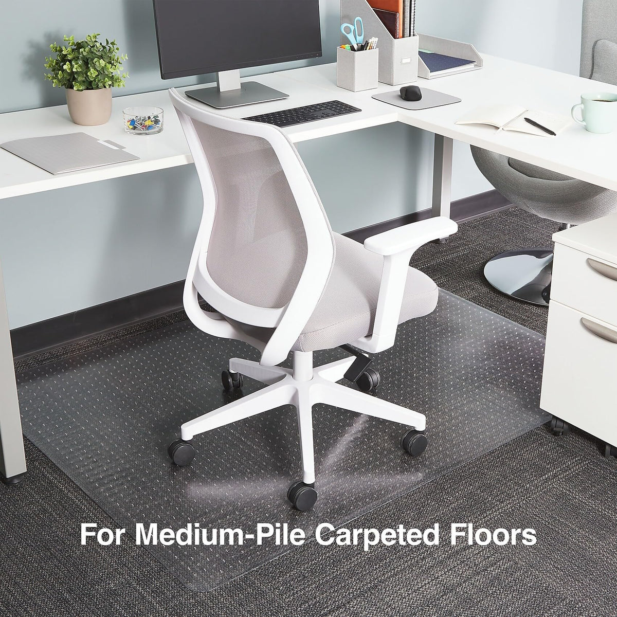 Staples Chair Mat 20235-CC, 46'' x 60'' – view 2