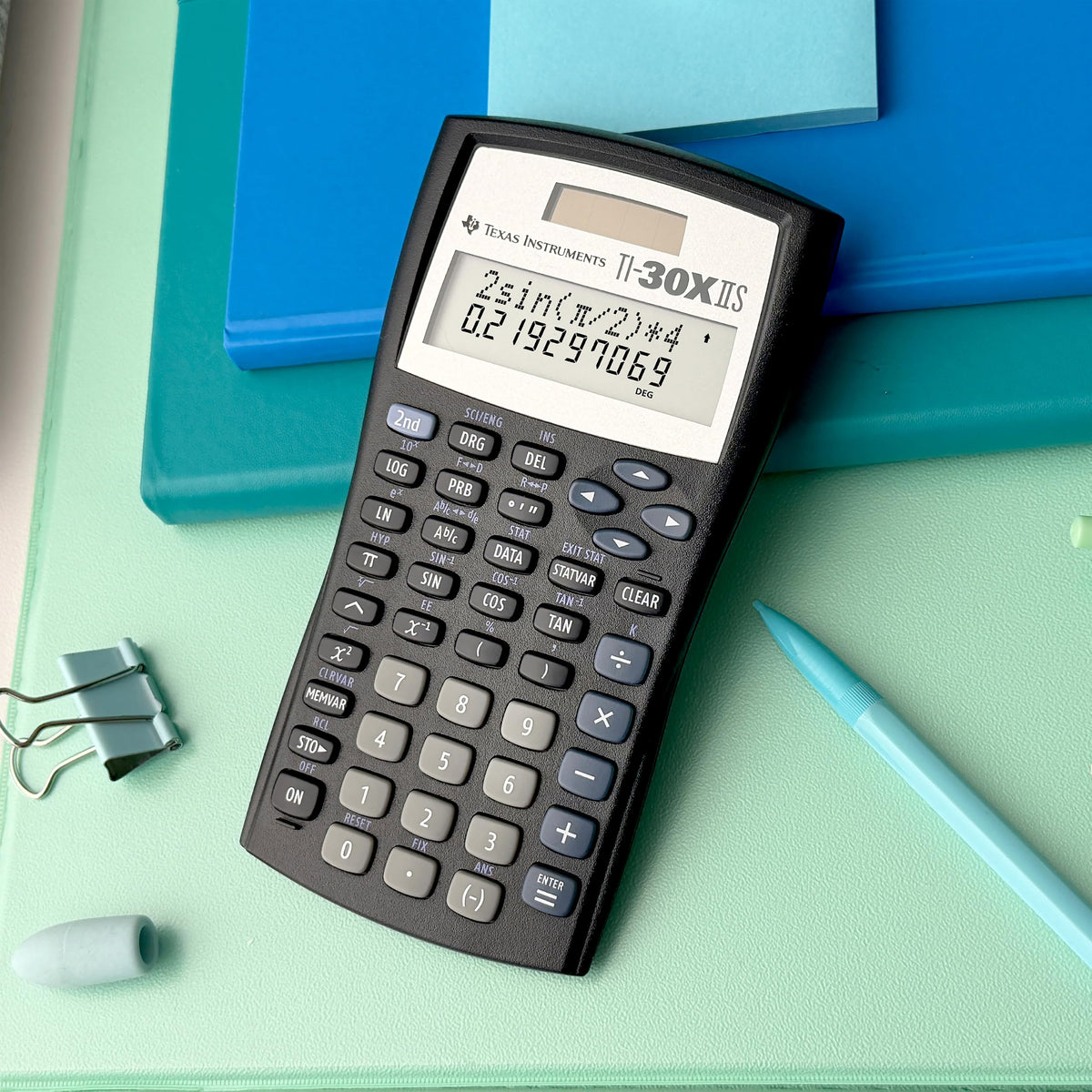 Texas Instruments Calculator 30XIIS/FC, Small – view 6