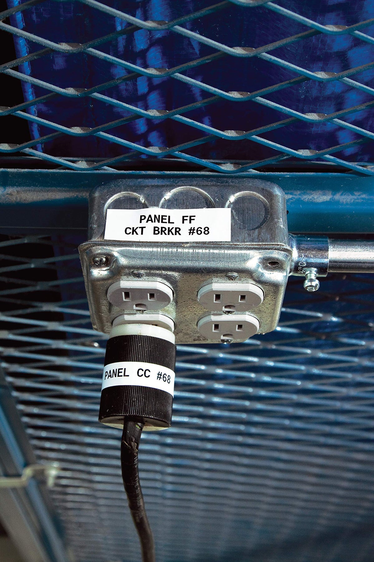 Brady Label M6C-2000-595-WT, Roll of 50 ft – view 3