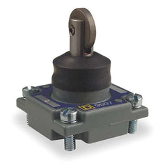 Telemecanique Sensors Control Component ZCKE67 - product photo 1