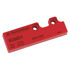 Telemecanique Sensors Control Component XCSZC1 - product photo 1