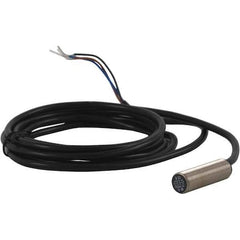 Telemecanique Sensors Control Component XS112BLPAL5 - product photo 1